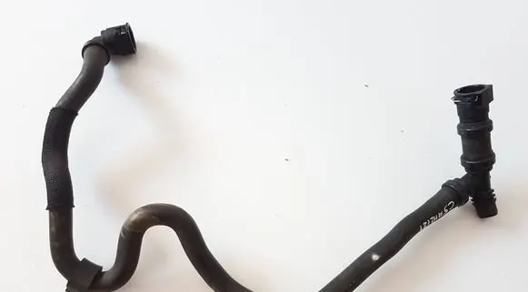 Citroen C5 Aircross Engine coolant pipe/hose 1800580415