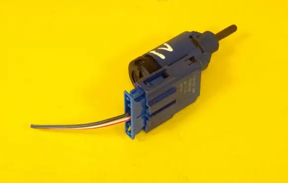 Brake pedal sensor switch