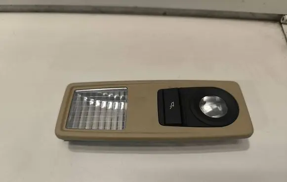 BMW X3 F25 Rear seat light 9215622 18900140 CAL04201041101289
