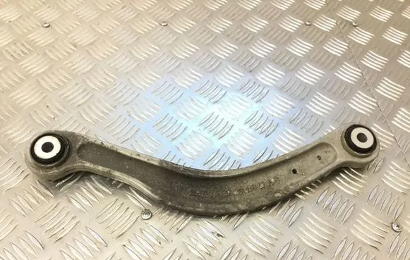 Mercedes-Benz C W205 Rear control arm A20407