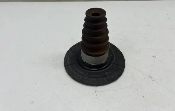 Mercedes-Benz Vito Viano W447 Rear coil spring rubber mount A4473240006