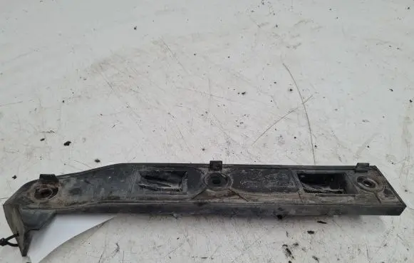 Volkswagen Golf IV Front bumper mounting bracket 
