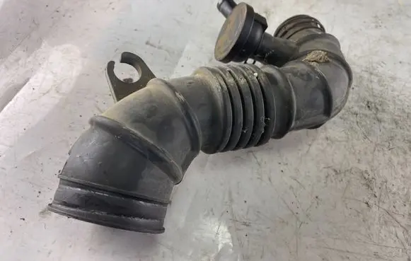 Hyundai Getz Air intake hose/pipe 281381c600
