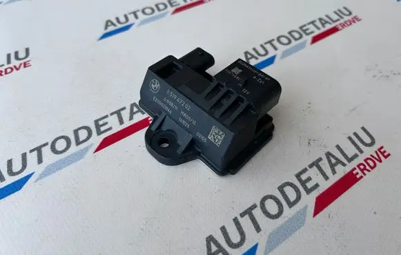 BMW 3 F30 F35 F31 Glow plug pre-heat relay 8519472 7822100 12217822100