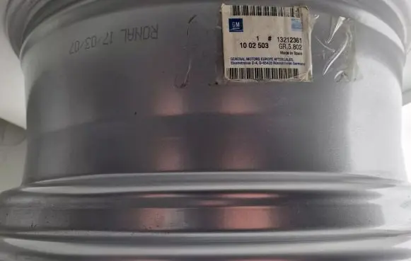 Opel Corsa D R12 alloy rim 13212361