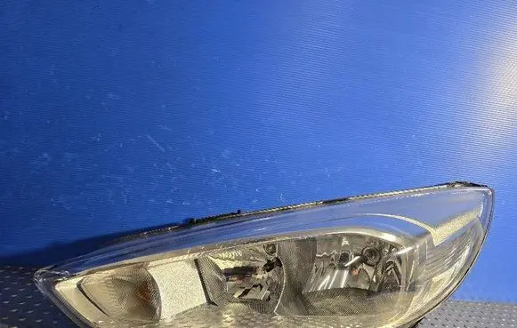 Ford Focus Headlight/headlamp F1EB-13W030-A