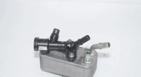 BMW 5 GT F07 Oil filter mounting bracket 8512435 11428512435 7808437