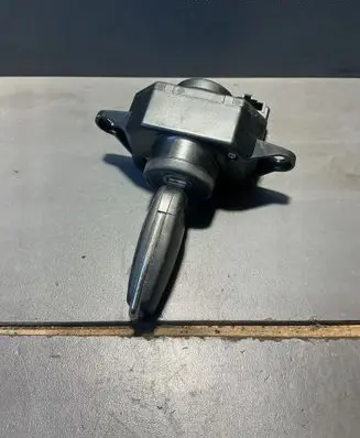 Audi A6 S6 C6 4F Ignition lock 33301301 4F0910131 4F0909131