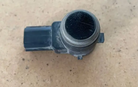 Opel Zafira C Parking PDC sensor 13300764