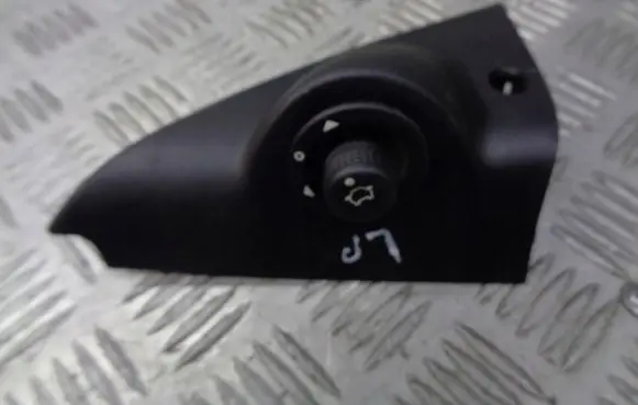 Ford Mondeo Mk III Wing mirror switch
