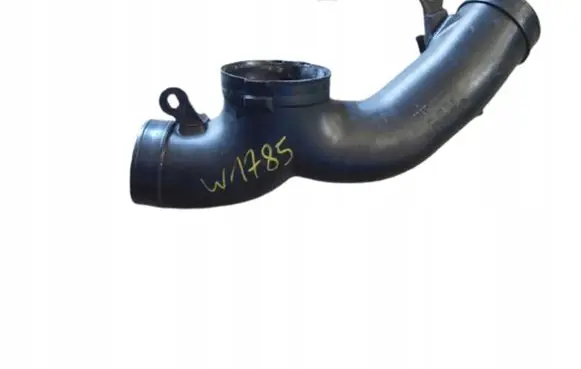 Audi A8 S8 D4 4H Air intake hose/pipe 4H0129711C