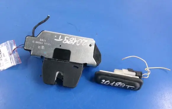 Citroen DS3 Tailgate/trunk/boot lock/catch/latch 9684648680