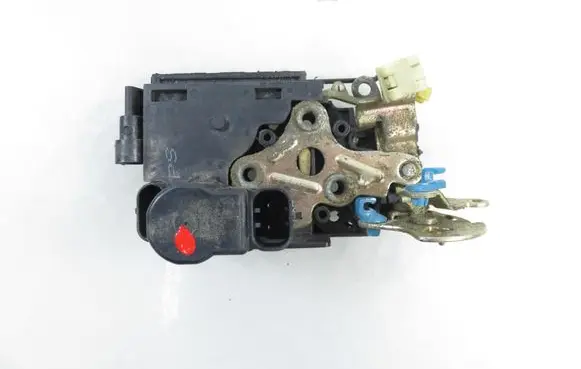 Chevrolet Aveo Front door lock 