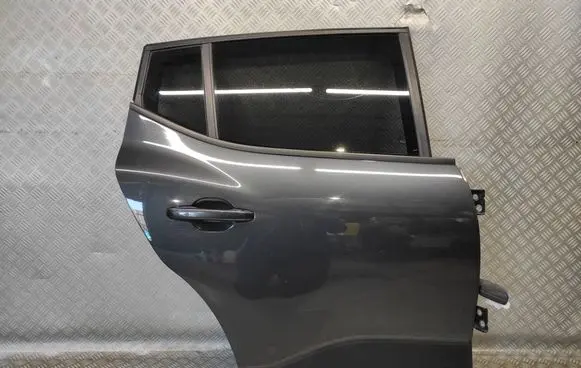 Dacia Sandero III Rear door