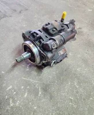 Ford Mondeo Mk III Fuel injection high pressure pump A2C20003032 4M5Q9B395E 5WS40094