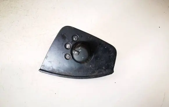 Wing mirror switch