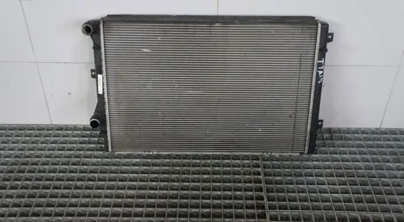 Audi TT TTS Mk2 Coolant radiator 5K0121251J