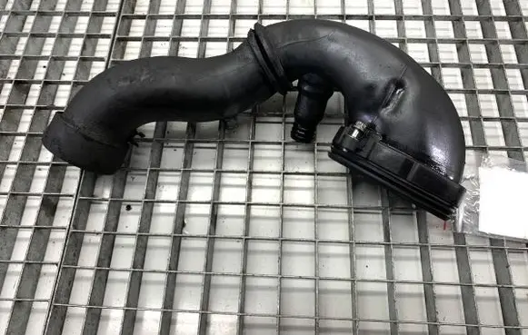 BMW 5 E60 E61 Air intake hose/pipe 7794172