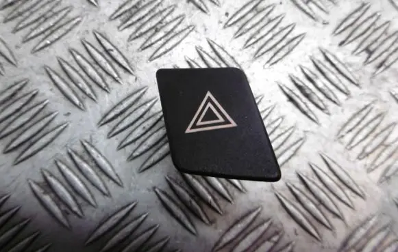 Toyota Yaris Hazard light switch