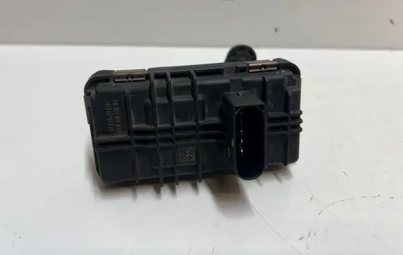 BMW 1 F20 F21 Turbine electric control actuator 4933519410 6NW01043004