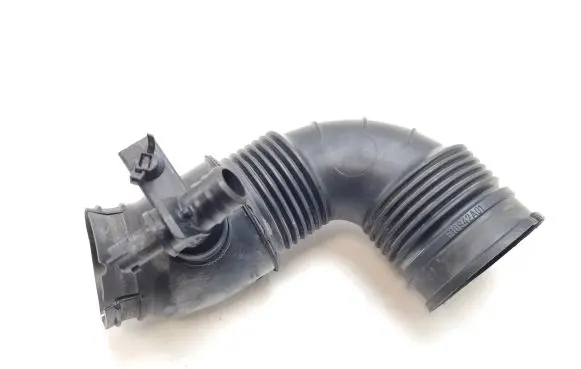 Opel Insignia A Air intake duct part 55561787 327763967 55568910