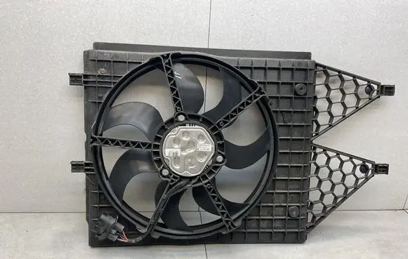 Audi A1 Electric radiator cooling fan 6R0121207Q