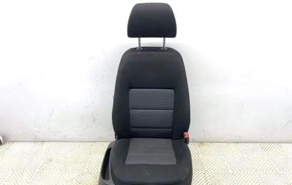 Skoda Octavia Mk2 (1Z) Front passenger seat 