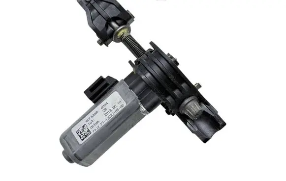 Mercedes-Benz S W222 Seat adjustment motor P1122320500