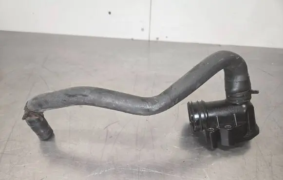 Mercedes-Benz ML W166 Engine coolant pipe/hose A6422001156