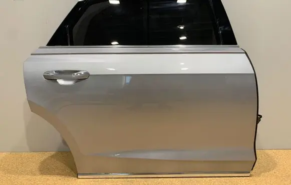 Audi A8 S8 D5 Rear door