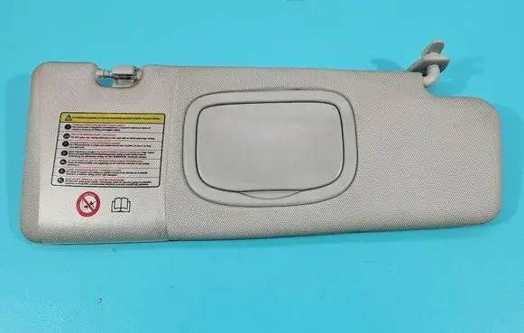 Sun visor