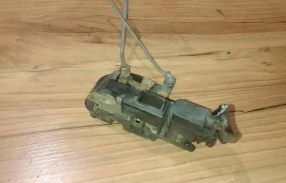 Mazda Xedos 6 Front door lock 1528007140