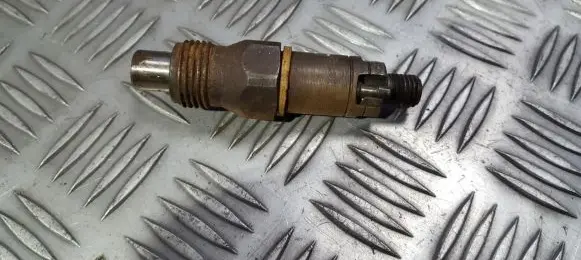 Volvo S40, V40 Fuel injector lcr6735401d