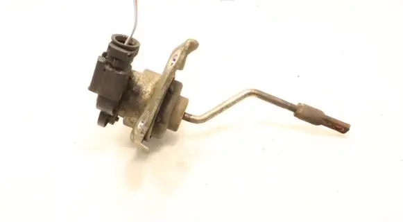 Peugeot 308 EGR valve 373-18100