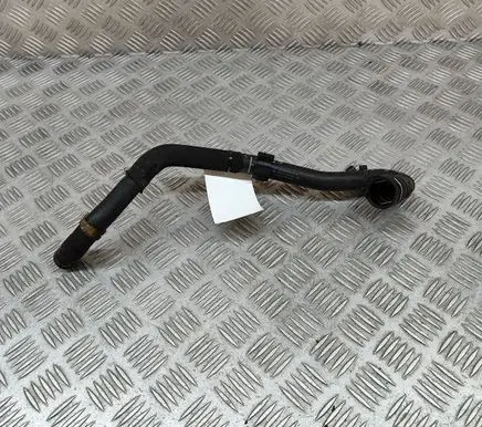 Volkswagen PASSAT B8 Engine coolant pipe/hose 5Q0820507M