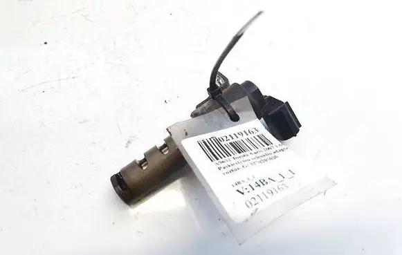 Toyota Auris 150 Camshaft vanos timing valve 3370205020