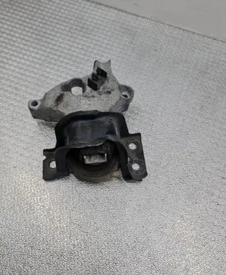 Renault Kangoo II Engine mount bracket 112108607R 33180549