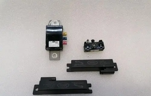 Jaguar I-Pace Aerial antenna switch JPLA15K603AB
