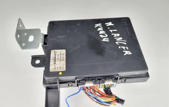 Mitsubishi Lancer X Air conditioner control unit module CAB101A065 7820A209