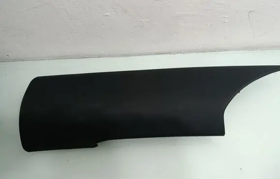 Dodge Charger (C) pillar trim 1KL82TRMAA