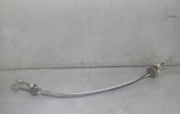 Gear shift cable linkage