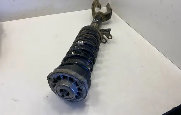 BMW 5 F10 F11 Front shock absorber with coil spring 6863664