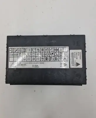 Volkswagen Golf IV Comfort/convenience module H313054