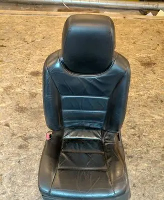 Porsche Cayenne (9PA) Front driver seat 