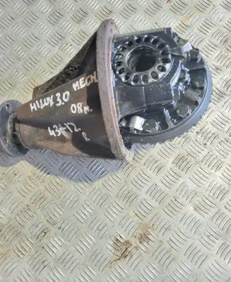 Toyota Hilux (AN10, AN20, AN30) Rear differential 43X12