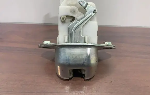 Subaru Outback Tailgate/trunk/boot lock/catch/latch