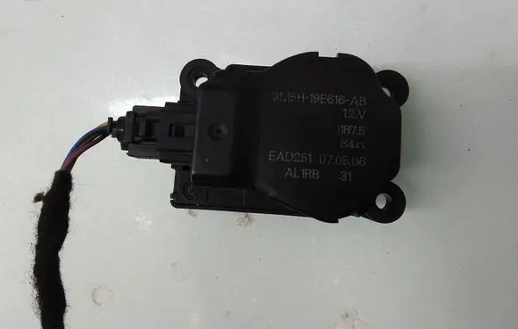 Ford S-MAX Air flap motor/actuator 3M5H19E616AB