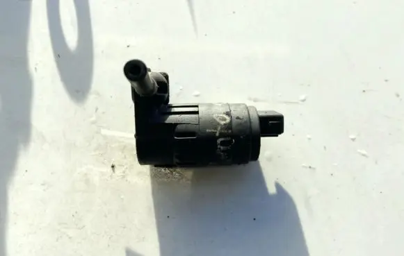 Fiat Punto (188) Windscreen/windshield washer pump