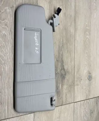 Sun visor