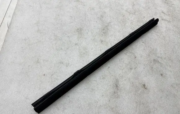 Other rear door trim element